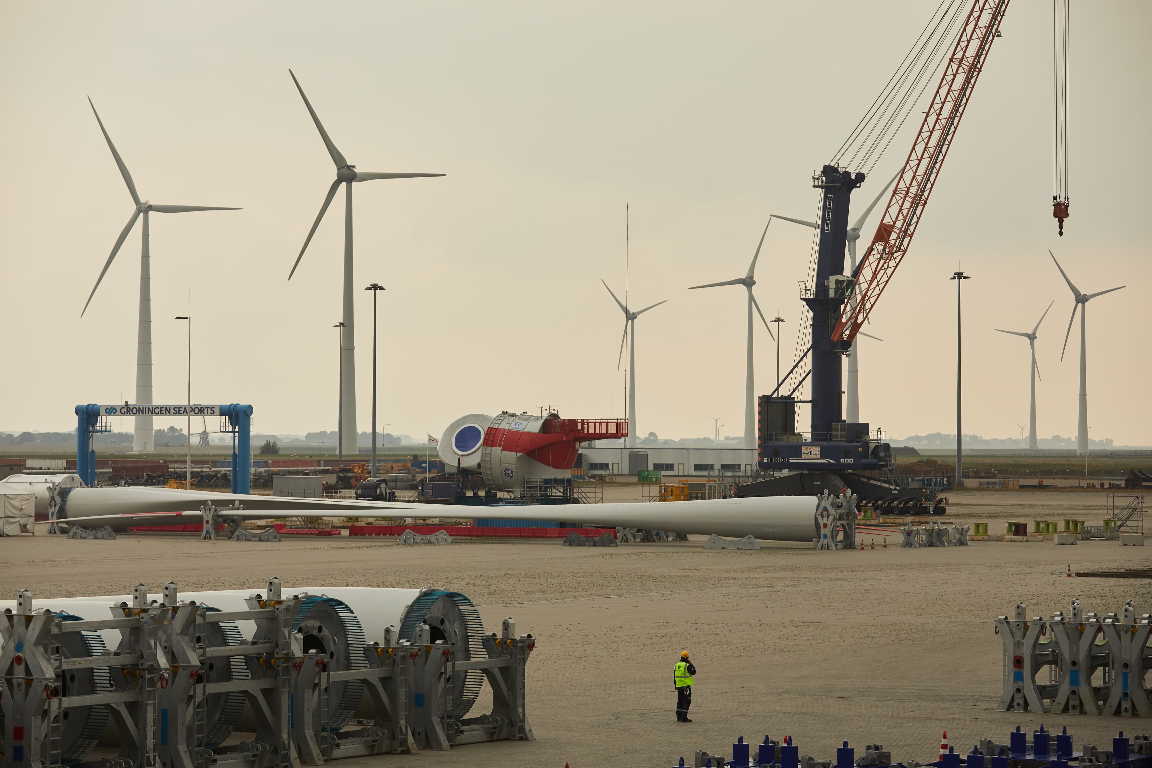 james 180800 TBrandxGE Power Merkur 6666